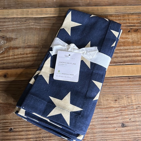 Pottery Barn Kitchen Pottery Barn Set Of 4 American Flag Napkins